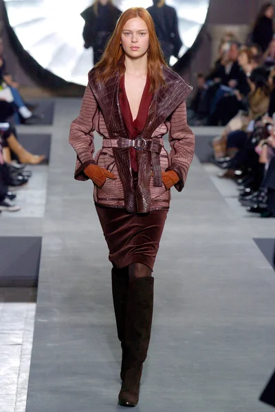 Look 23